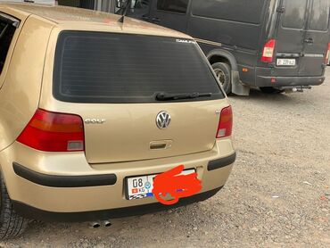 купить зикр в бишкеке: Volkswagen Golf: 2003 г., 1.6 л, Механика, Бензин, Хетчбек