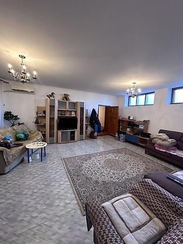 4 комнаты: Продаю дом 🏠 село Ортосай Улица Иманалиева 📍Локация : 700 м от — 9