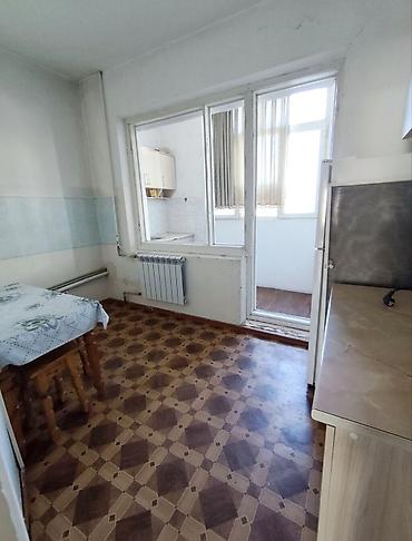 продаю квартиру энергетики: 1 комната, 35 м², 105 серия, 2 этаж, Старый ремонт — 5