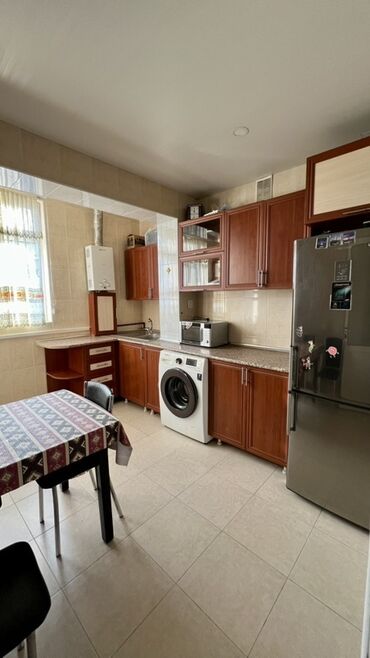 Otaqların satışı: Sahil qəsəbəsində Aynur baxçanin yani, 6-ci mərtəbəsində orta temirli -da lalafo.az — 8 Otaqların satışı: Sahil qəsəbəsində Aynur baxçanin yani, 6-ci mərtəbəsində orta temirli — 8