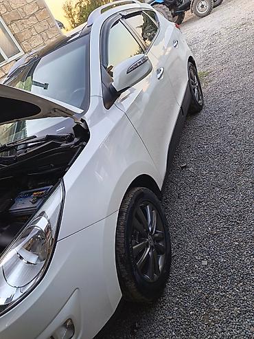 Hyundai: Hyundai ix35: 2 л | 2010 г. Кроссовер — 3