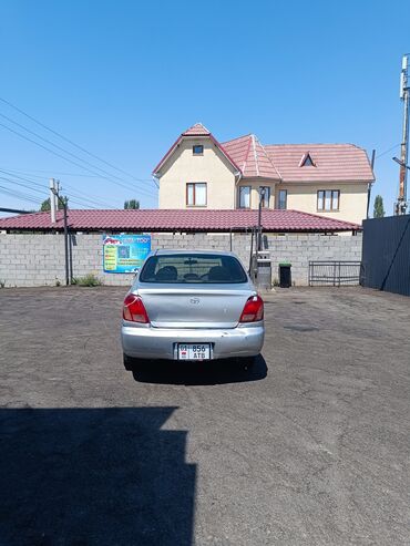 кузовной домкрат: Toyota Platz: 2000 г., 1.5 л, Автомат, Бензин, Седан