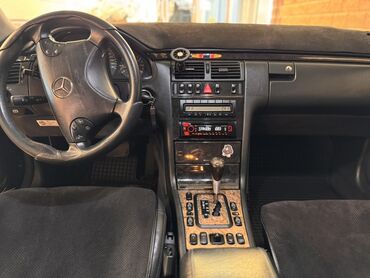 Mercedes-Benz: Mercedes-Benz E-Class: 2002 г., 5.5 л, Автомат, Бензин, Седан — 11