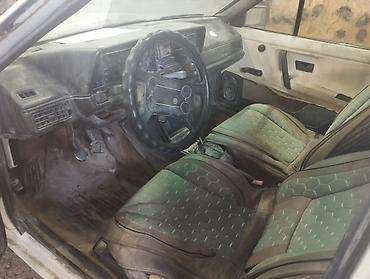 автомобиль для детей: Volkswagen Passat Variant: 1985 г., Универсал — 5