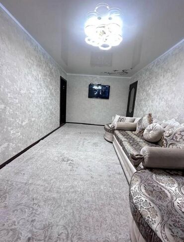 московская фучика: 2 комнаты, 48 м², 104 серия, 2 этаж, Евроремонт