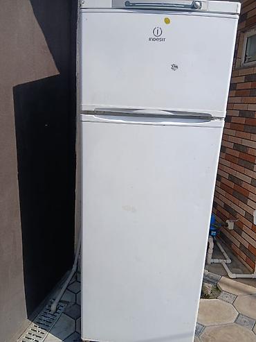 İşlənmiş 2 qapılı Indesit Soyuducu Satılır, rəng - Ağ