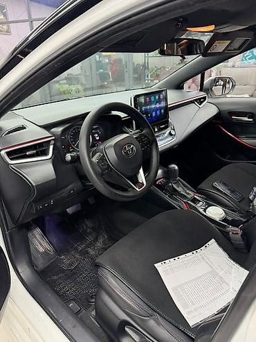 королла версо 2005: Toyota Corolla: 2022 г., 1.8 л, Гибрид, Седан — 5