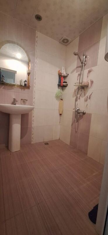 Köhnə tikili: Bakı, 3 otaqlı, Köhnə tikili, 75 kv. m -da lalafo.az — 8 Köhnə tikili: Bakı, 3 otaqlı, Köhnə tikili, 75 kv. m — 8