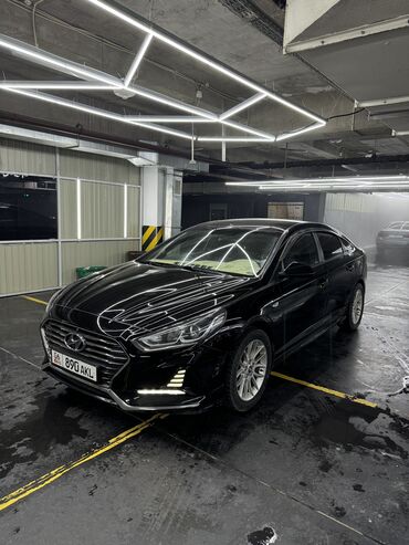 сантафе 2018: Hyundai Sonata: 2018 г., 2 л, Автомат, Газ, Седан