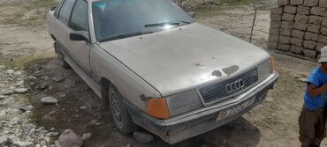 Audi: Audi 100: 1988 г., 2.3 л, Механика, Бензин