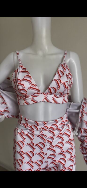 İdman geyimləri: Elaqe ucun wp — 28