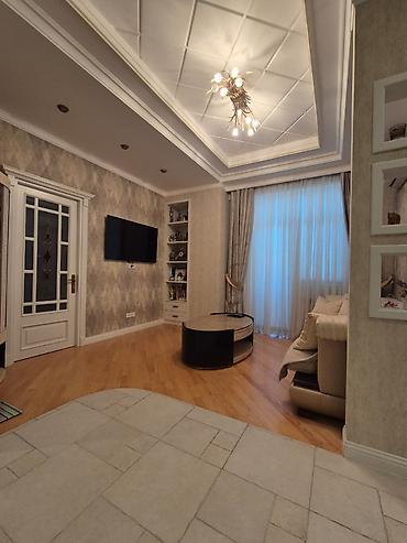 gence menzil: Elmlər metrosunun yanında, Park Academy Living kompleksində 8-ci — 7
