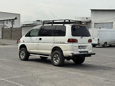 iridium: Mitsubishi Delica: 1996 г., 3 л, Автомат, Бензин, Минивэн — 5