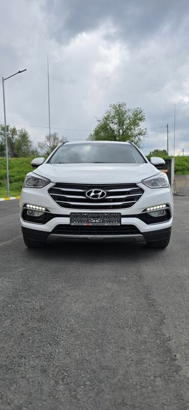 Грузовики: Hyundai Santa Fe: 2016 г., 2.2 л, Типтроник, Дизель, Кроссовер
