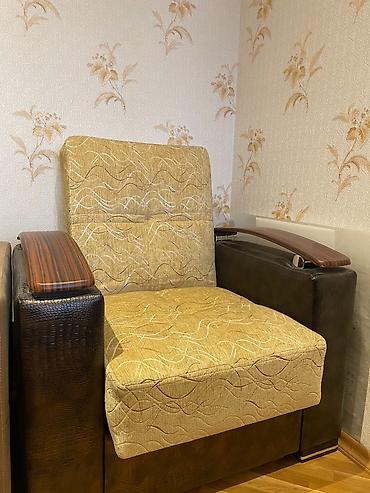 Столы и стулья: Для гостиной, Б/у, Раскладной, Прямоугольный стол, 6 стульев — 9