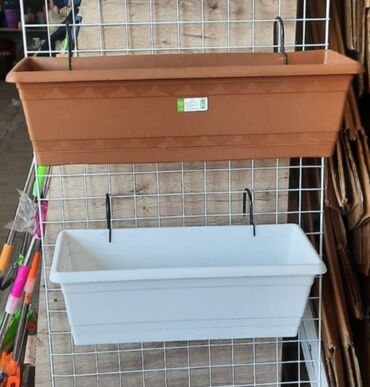 Bitkilər üçün dibçəklər: Dibçək gül qabı asılan, yumru və düzbucaqlı Dibcek qabi asilan — 10