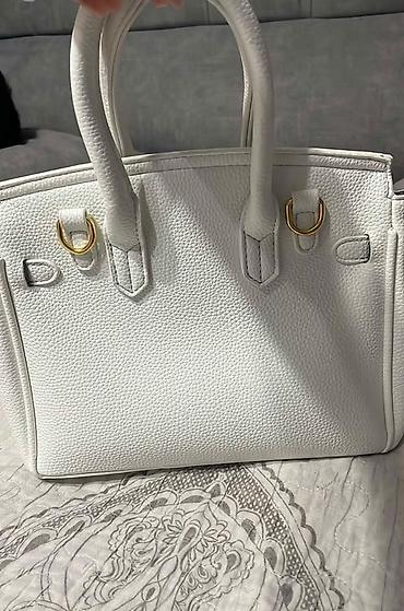 сиркени кетиру: Белая эко кожа сумка-тоут в стиле Birkin. - Материал: натуральная — 2