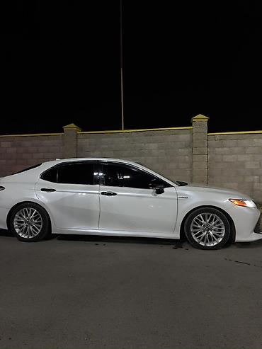 corolla 2016: Toyota Camry: 2019 г., 2.5 л, Вариатор, Гибрид, Седан — 2