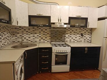 Mətbəx mebeli: (9552))*Asya* Endirim edildi. Metbex mebili. Ölçü. 4/ 1.65. Üstünde