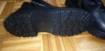 Gležnjače: Čizme ženske br. 41 – NOVO! - Model: kratke zimske čizme, crne boje - — 5