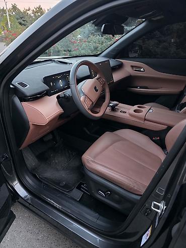 машины китайцы: Changan Uni-Z: 2025 г., 1.5 л, Робот, Бензин, Кроссовер — 8