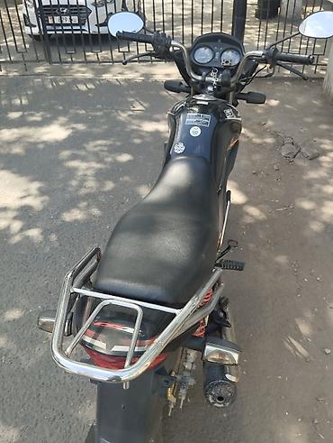 мото honda: Honda CB125 (CB125E) — городской мотоцикл-классик 125 см³ — 2
