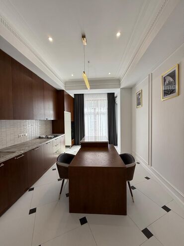 часовые квартиры бишкек: 4 комнаты, 153 м², Элитка, 9 этаж, Евроремонт