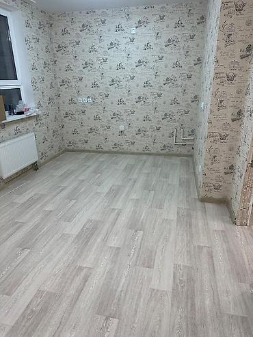 Поклейка обоев и укладка напольных покрытий под ключ Профессионально at lalafo.kg Поклейка обоев и укладка напольных покрытий под ключ Профессионально