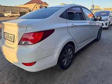 Hyundai: Hyundai Accent: 2018 г., 1.4 л, Автомат, Бензин, Седан — 4