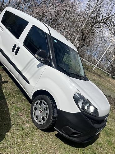 Fiat: Fiat Doblo: 1.4 l | 2018 il 170000 km Van body type — 3