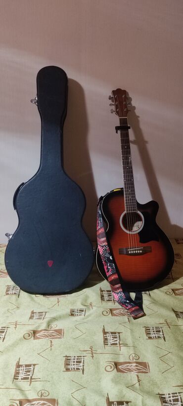 Akkordeonlar: Elektro-akustik gitara dəsti - Korpus: kəsikli (cutaway) dizayn