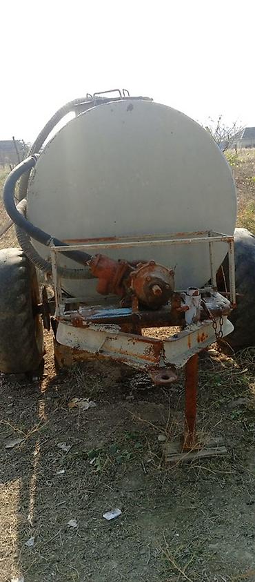 Traktor qoşqusuna uyğun su/çirkab daşıma üçün metal sisterna və