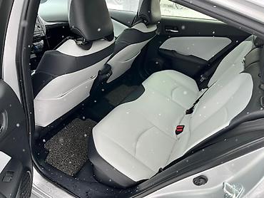 Toyota: Toyota Prius: 2019 г., 1.8 л, Вариатор, Гибрид, Хэтчбэк — 6