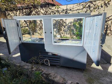 təzə soyuducular: Soyuducu vitrin – mağaza, kafe, ət/delikatess, şirniyyat və hazır