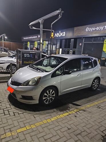 corolla runx: Honda Fit: 2012 г., 1.5 л, Типтроник, Бензин, Хэтчбэк