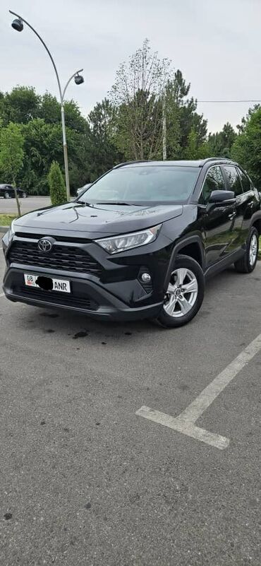 авто в рассрочку от хозяина бу: Toyota RAV4: 2019 г., 2.5 л, Автомат, Бензин, Кроссовер