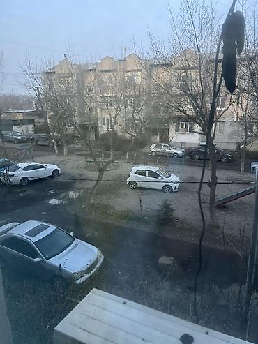 Долгосрочная аренда квартир: 3 комнаты, С мебелью частично — 10