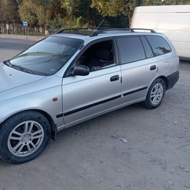 машина жалалабат: Toyota Carina E: 1997 г., 1.6 л, Механика, Газ, Универсал