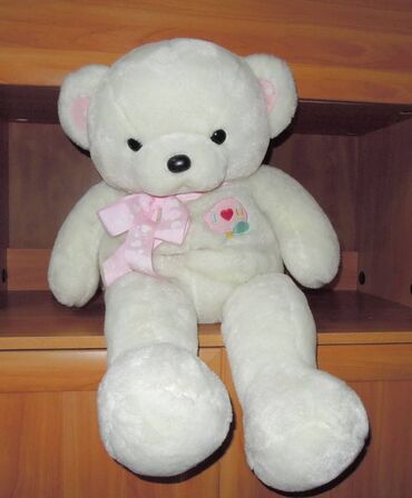 белый медведь игрушка: Мягкая игрушка медведь,75 см. В отличном состоянии