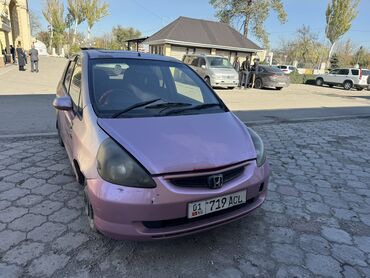 табуретка на фит: Honda Fit: 2002 г., 1.5 л, Автомат, Бензин