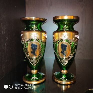 ваза напольная стеклянная высокая без узора: Güldan qədimi