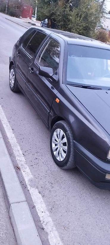 Volkswagen: Volkswagen Golf: 1993 г., 1.8 л, Механика, Бензин, Хэтчбэк — 2
