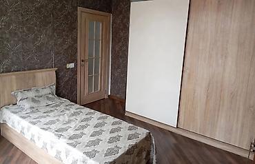 Otaqlar: Otaq yoldaşı axtarılır. - Şəhər kənarında iki mərtəbəli 1 otaq — 3