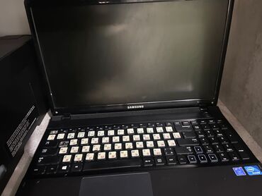 блок питания ноутбука: Ноутбук, Samsung, 15 ", Б/у, Для несложных задач, память HDD