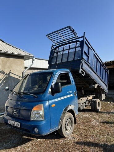 купить багажник на крышу авто в бишкеке: Грузовик, Hyundai, Стандарт, 3 т, Б/у