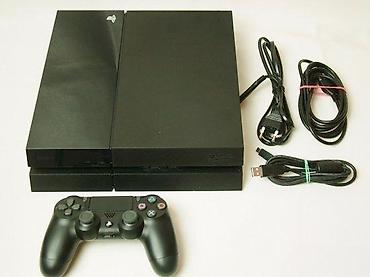 rernu: Sony PlayStation 4 (novija fat generacija), korektno očuvana i — 2