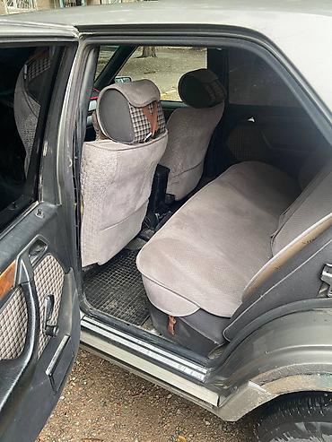 Продажа авто: Mercedes-Benz E-Class: 1990 г., 2.3 л, Бензин, Седан — 7