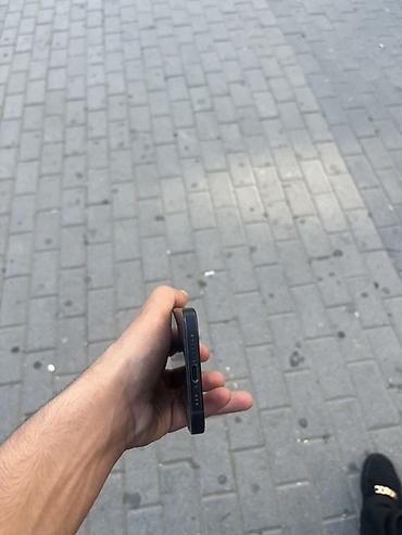 iphone 13 100 pil: IPhone 13, Qara — 4