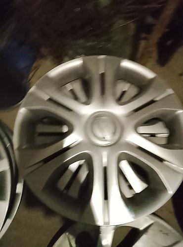 hyundai i30 disk: Avtomobil təkər diski qapaqları (radkap) – gümüş rəngli, çoxşüalı — 1