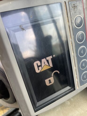 Ekskavatorlar: İdeal vəziyyətdə zavodskoy mini ekskavator — 4